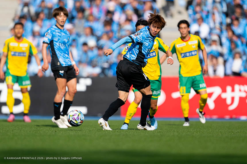 MF14 / 脇坂 泰斗選手 MF14 / 脇坂 泰斗選手